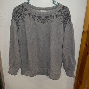 Flowered sweatshirt